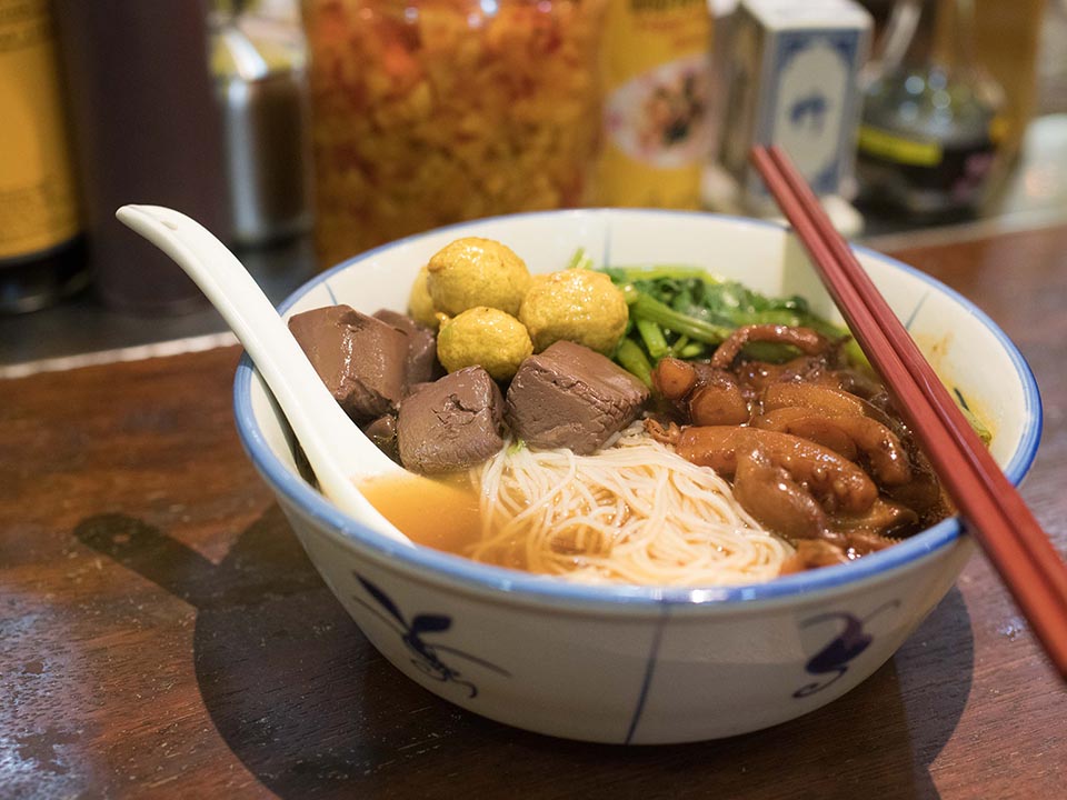 Man Kee Cart Noodles