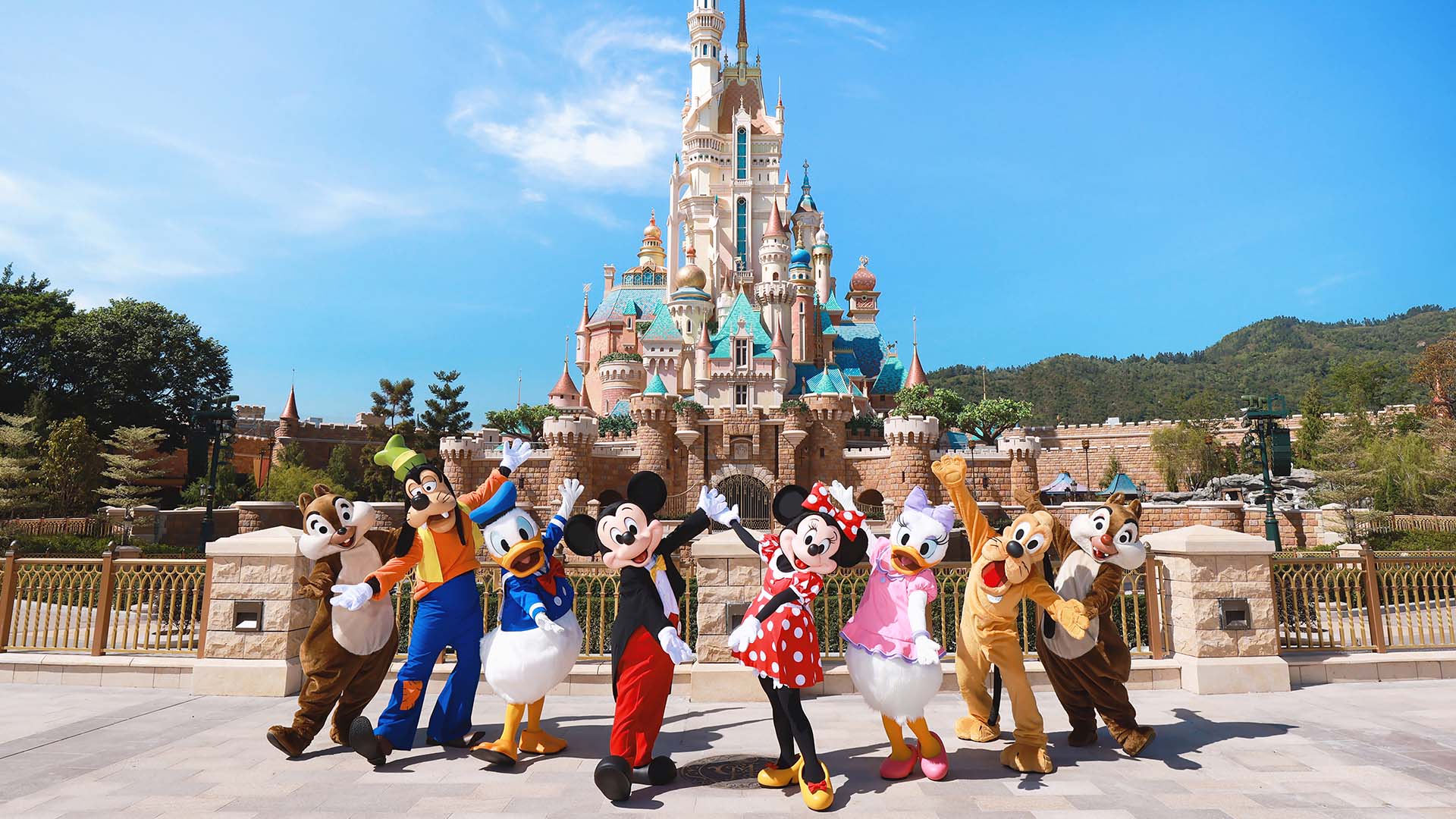 Hong Kong Disneyland: the ultimate guide to making magical memories