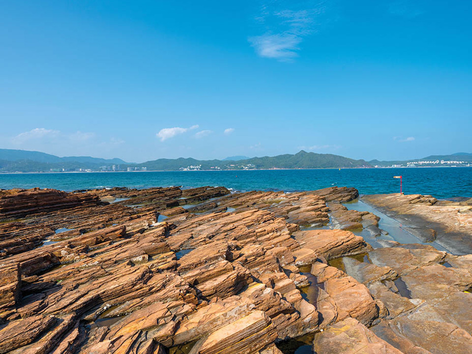 Tung Ping Chau is home to magnificent wave-cut platforms 