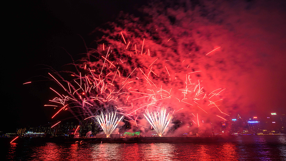 Harbour nightscape spectacle: Lights, drones and pyrotechnics | Hong ...